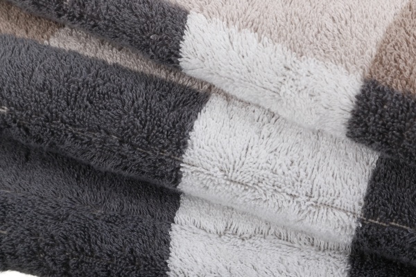 Полотенце махровое Mosaic 50x100 см песочный Cawo 