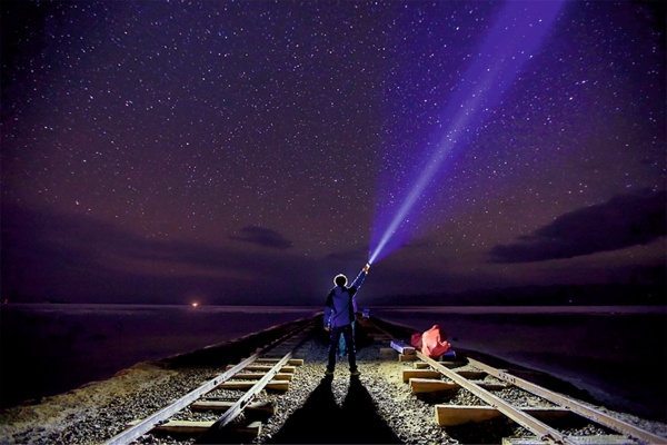 Ліхтар Quantum QM-FL1035 Perfect 5WLED zoom +3WCOB з функцією Power Bank Li-ion18650/2600mAh bох чорний