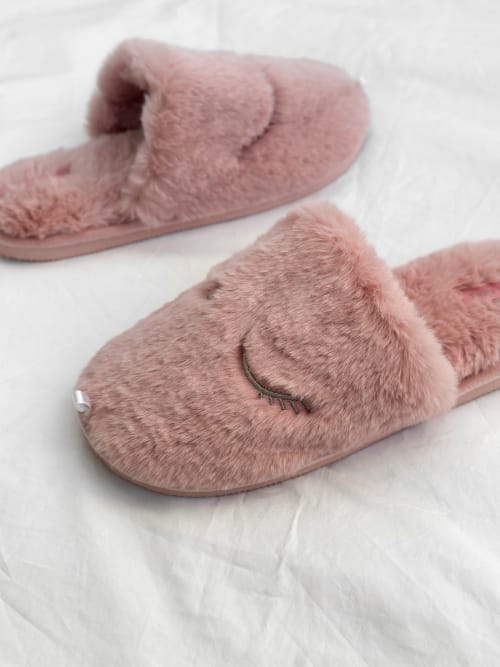 Тапки домашние Twins HS-LUX EYES меховые закрытые 11049 р.36/37 светло-розовый
