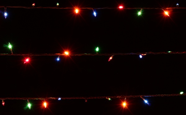 Электрогирлянда линейная разноцветная ES00140/4F 140 ламп 8 м 