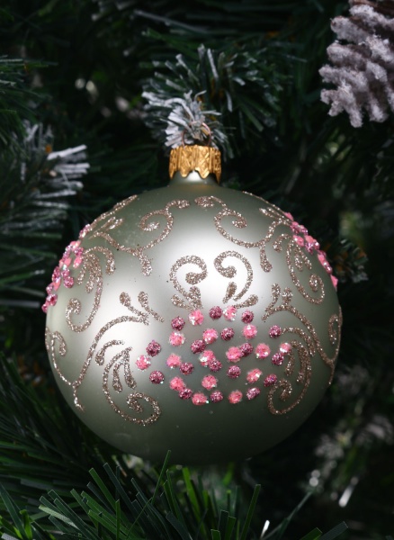 Елочная игрушка в форме шара с рисунком цветов 8 см AVG113310 