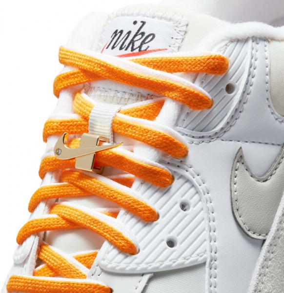 Кросівки Nike Air Max 90 SE DA8709-100 р.36,5 білий