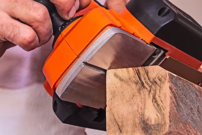 Електрорубанок Black+Decker BEW712 BEW712