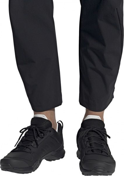 Ботинки Adidas TERREX AX3 BETA C.R G26523 р.UK 9,5 черный