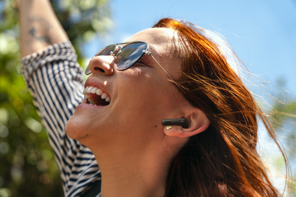 Гарнітура JBL Wave Beam 2 black (JBLWBEAM2BLK)