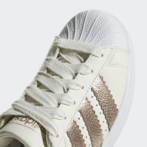 Кроссовки Adidas SUPERSTAR W CG6449 р.6 белый