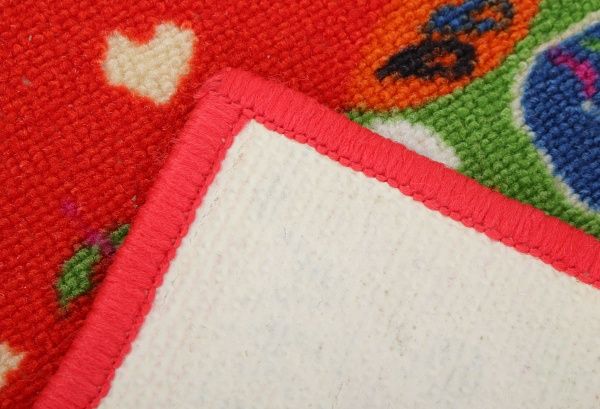 Килимок Cleopatra for Trading and International Marketing на гумовій основі ТABA 40х70 см цвет в ассортименте