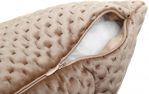 Подушка декоративна 3D Velvet 45x45 см світло-бежевий La Nuit 