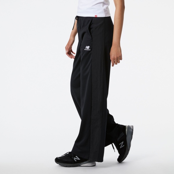 Штани New Balance WP21502BK р. XL чорний