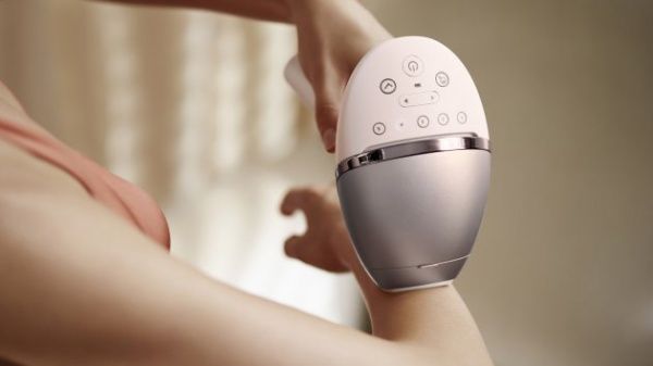 Фотоэпилятор Philips Lumea Series 9000 BRI958/00 Lumea IPL 9000 Series BRI958/00
