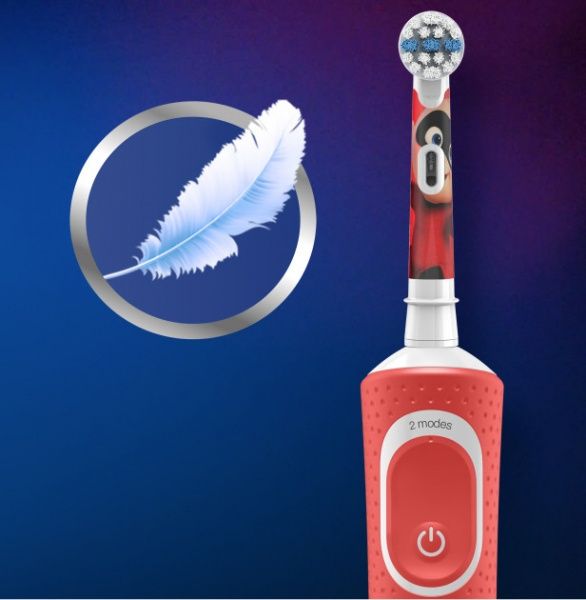 Зубна щітка Braun Oral-B D100.413.2K Pixar