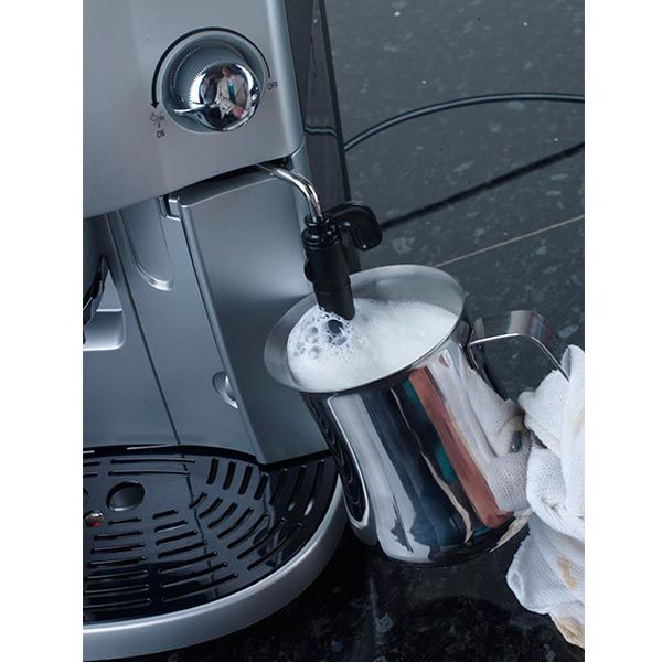 Кавомашина Delonghi ESAM 4200.S