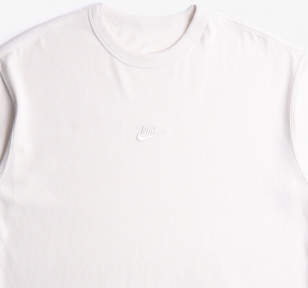 Футболка Nike M NSW PREM ESSNTL SUST TEE DO7392-030 р.S білий