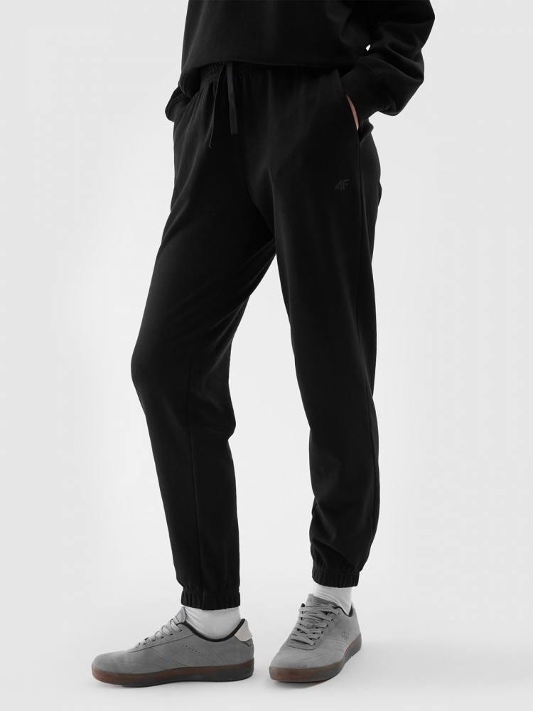 Брюки 4F TROUSERS CAS F1138 4FWMM00TTROF1138-20S р. XS черный