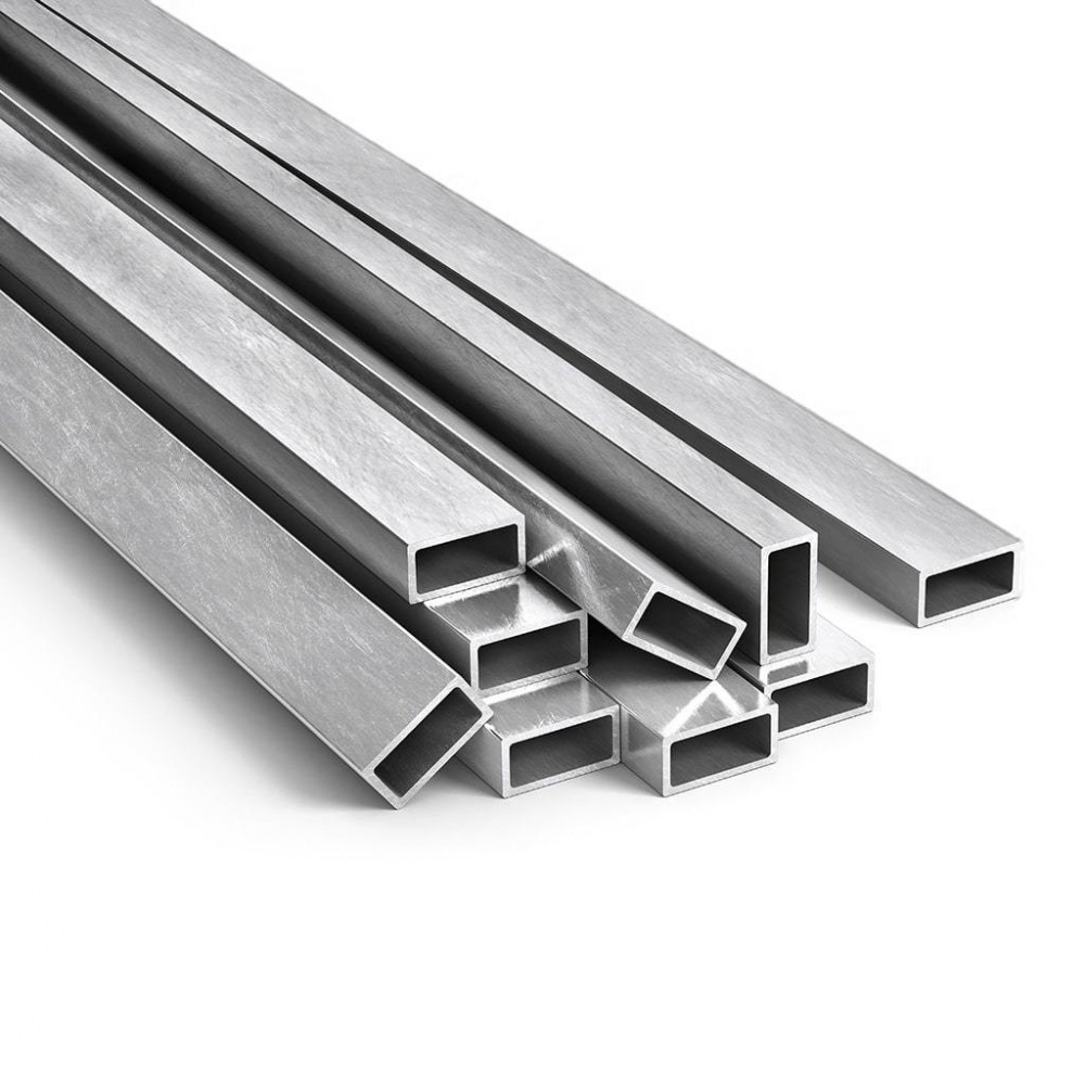 Труба декоративна тонкостінна прямокутна 2 м