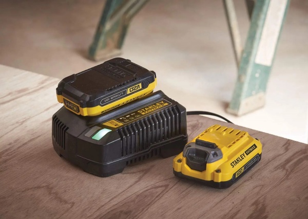 Шуруповерт акумуляторний Stanley FatMax SFMCD710D2K