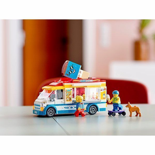 Конструктор LEGO City Фургон із морозивом 60253