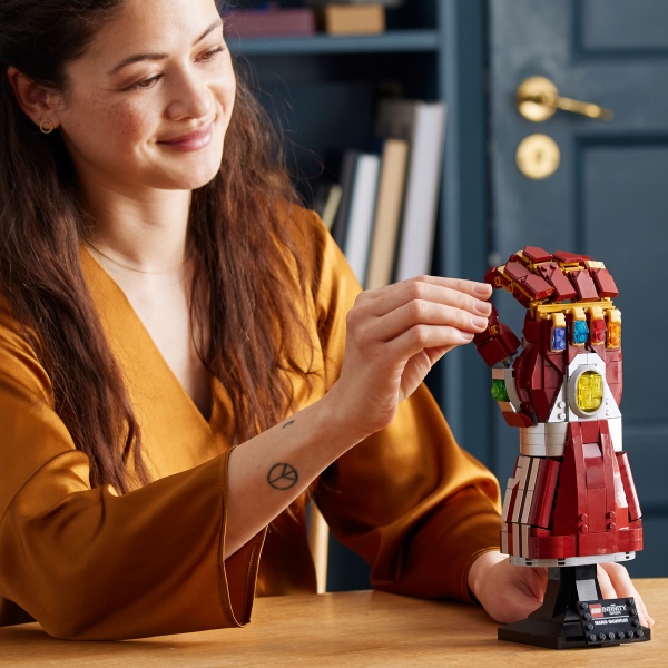 Конструктор LEGO Super Heroes Marvel Нанорукавиця 76223