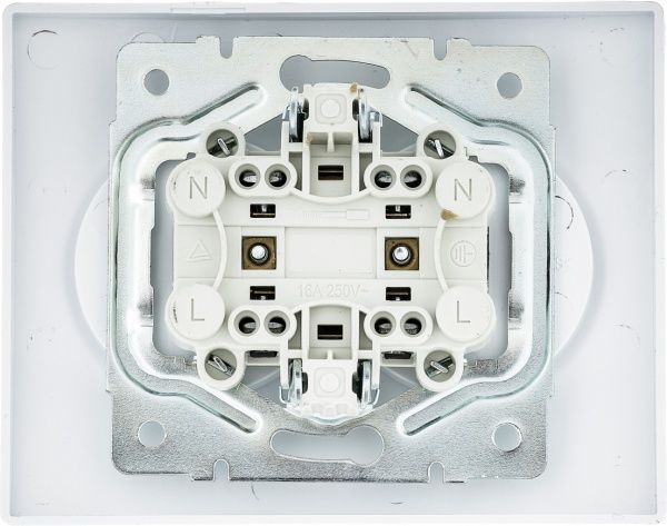 Розетка двойная без заземления UP! (Underprice) One Plus без крышки белый 706-0202-128B