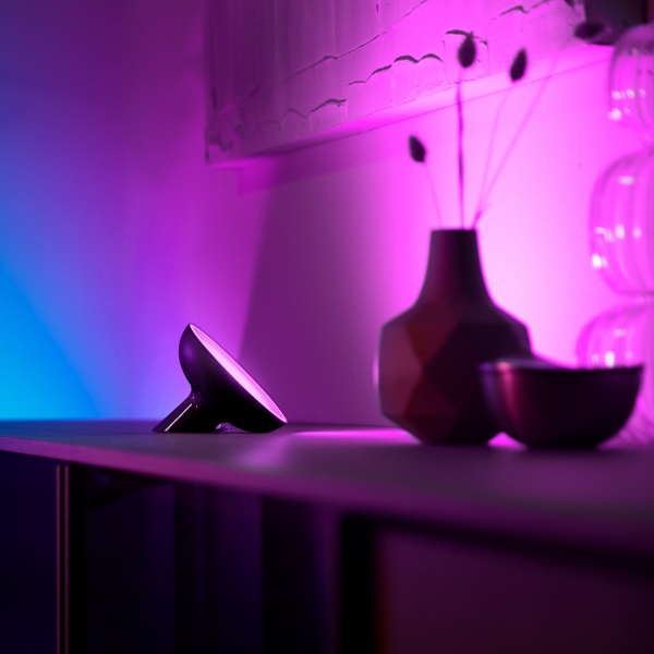 Умная лампа Philips Hue Bloom 2000K-6500K Color Bluetooth 7,1 Вт черный 929002376001 