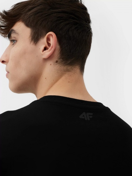 Футболка 4F TSHIRT M1177 4FRSS23TTSHM1177-20S р.S черный