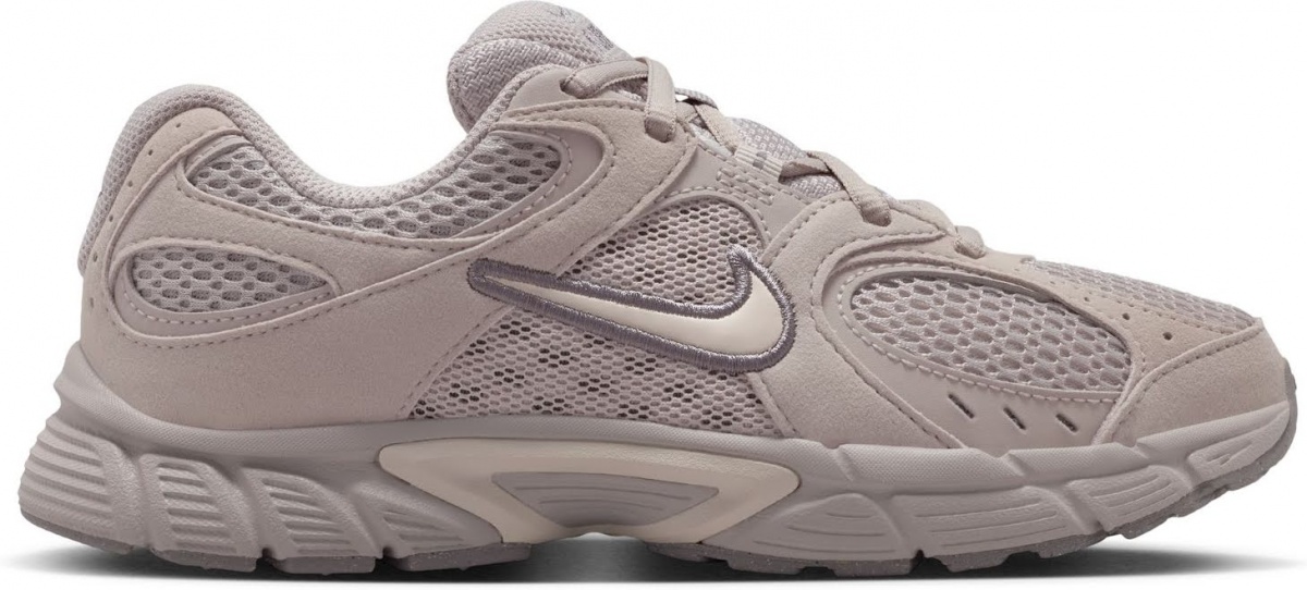 Кроссовки детские демисезонные Nike V5 Runner Suede IO1644-201 р.38,5 бежевые — фото 1