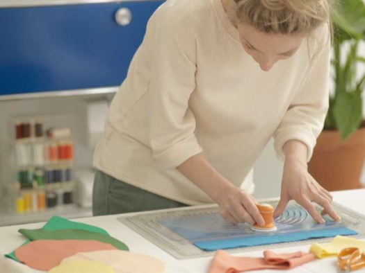 Резак круговой для ткани 1023904 Fiskars