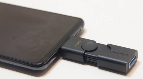 Флеш-пам'ять USB Kingston 64 ГБ USB 3.2 USB Type-C black (DTDE/64GB) 