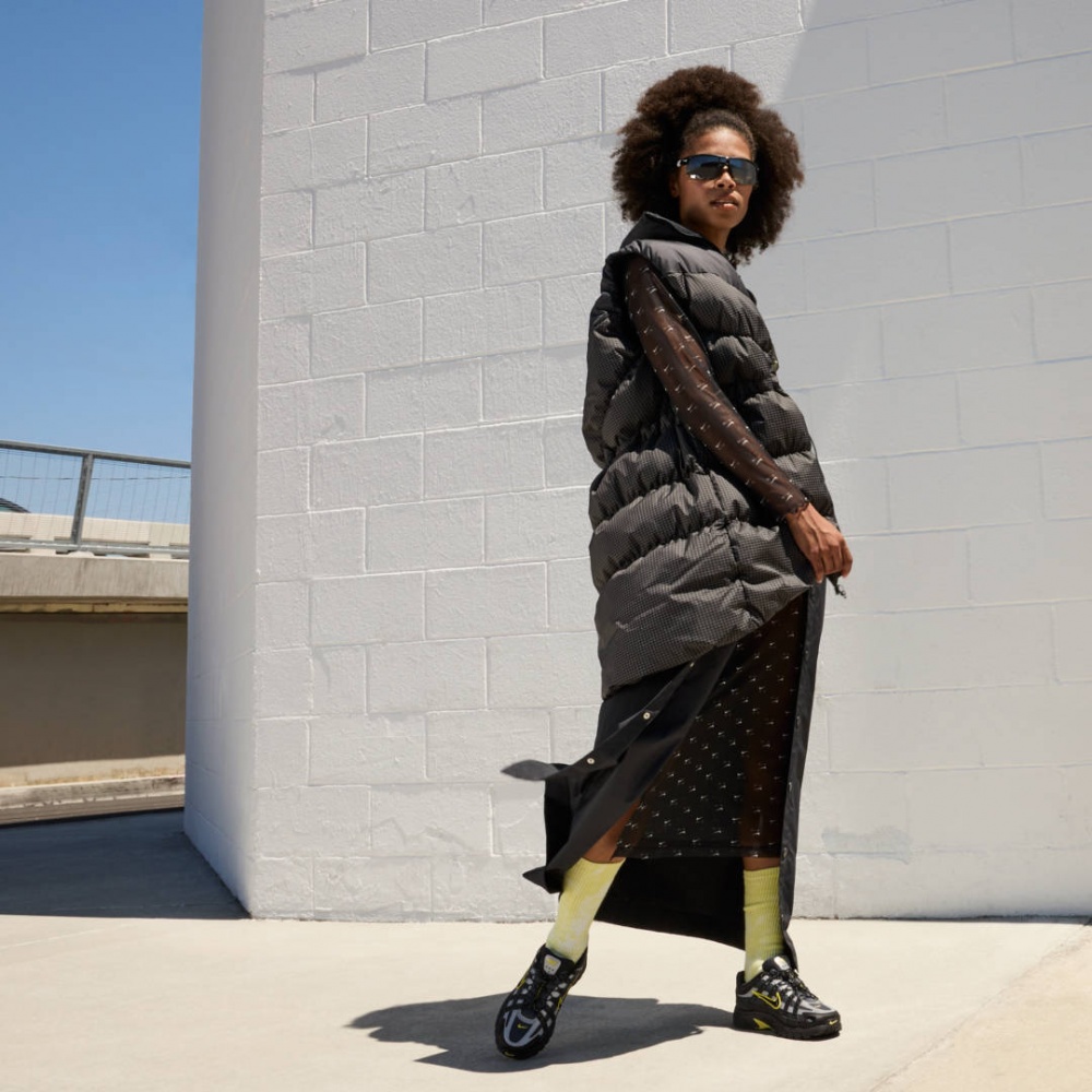 Кросівки жіночі демісезонні Nike WMNS P-6000 FV0943-001 р.41 чорні