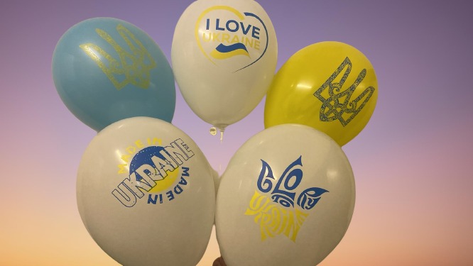 Кульки повітряні Шартіко Love is Ukraine 30 см жовтий/білий/блакитний 5 шт.