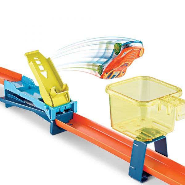 Трек Hot Wheels “Нескінченна петля” GVG10