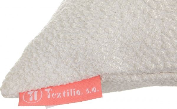 Наволочка декоративна Boa 50x50 см айворі Textilia 