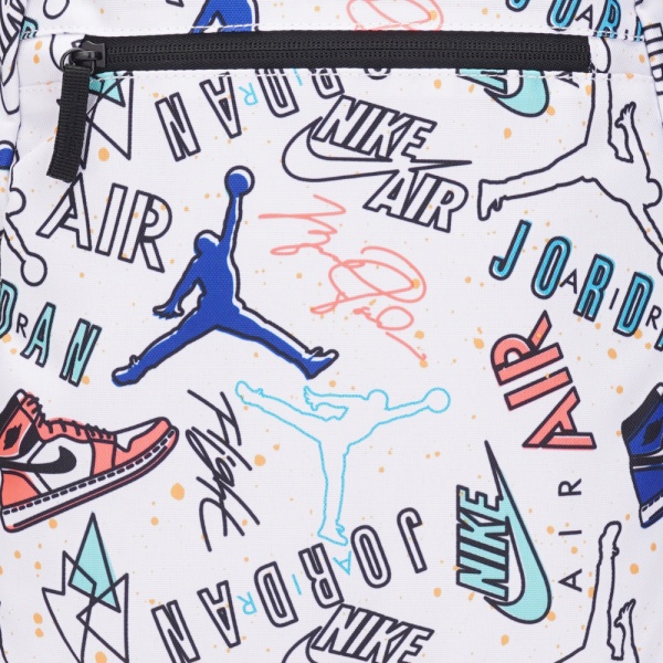 Рюкзак Nike AIR SCHOOL BACKPACK WITH PENCIL CASE 9B0503-W0H 22 л белый