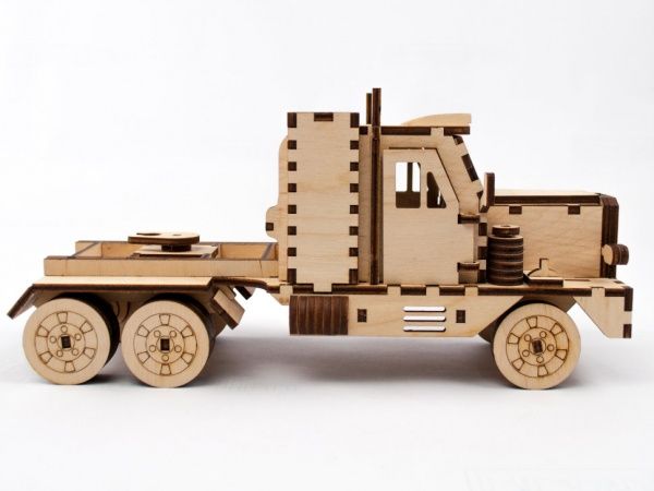 Дерев'яний 3D-конструктор Зірка Peterbilt 93879