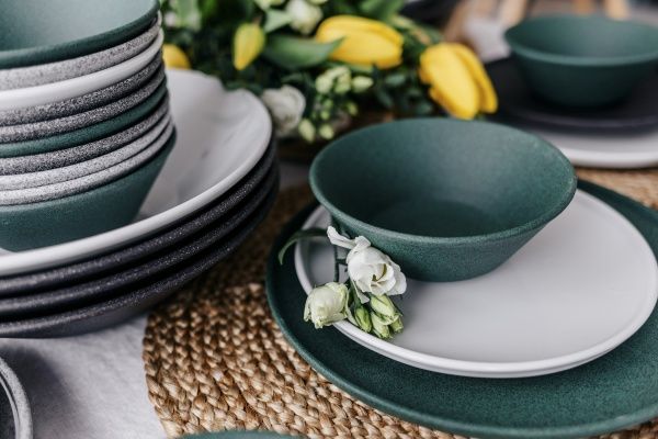 Тарілка обідня 24 см світло-сірая глянсова G1X2124 Granit G.Benedikt