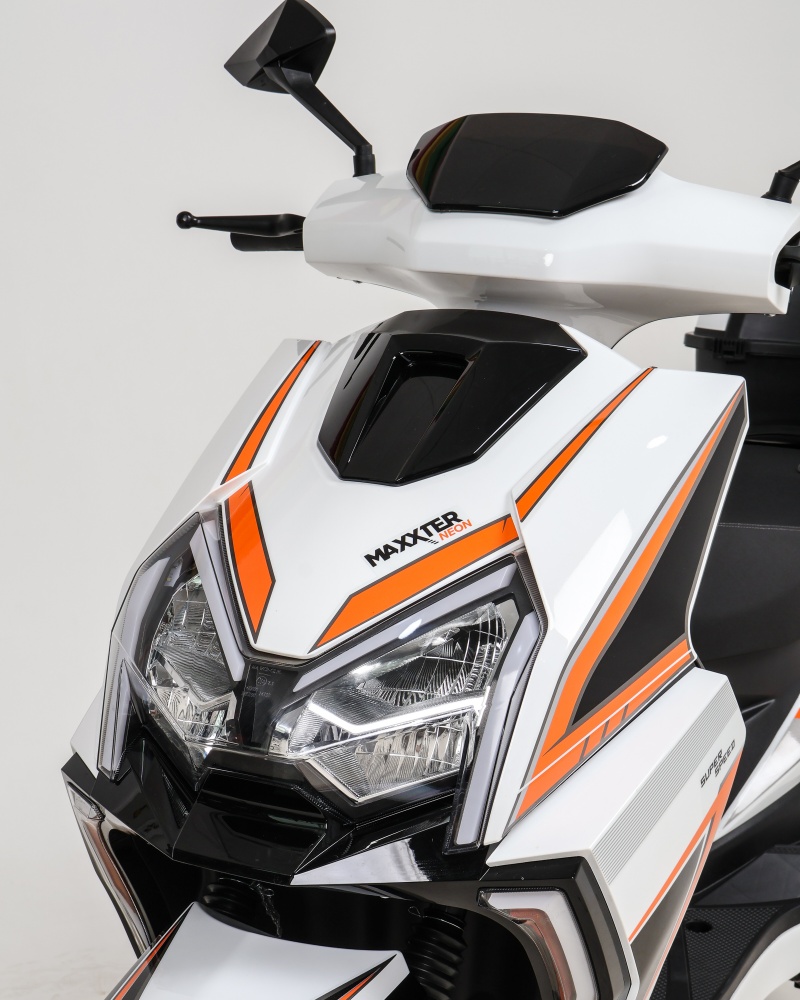 Електроскутер Maxxter NEON (White) 2500 Вт