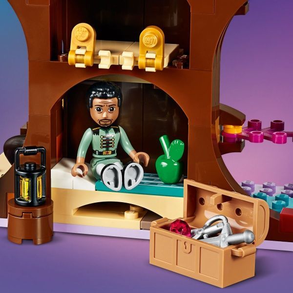 Конструктор LEGO Disney Frozen Заколдованный домик на дереве 41164