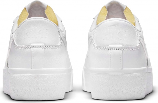 Кроссовки Nike Blazer Low Platform DJ0292-100 р.US 6,5 белый