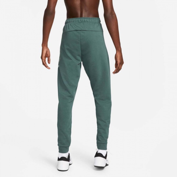Брюки Nike DF PNT TAPER FA SWSH CU6775-309 р. XL зеленый