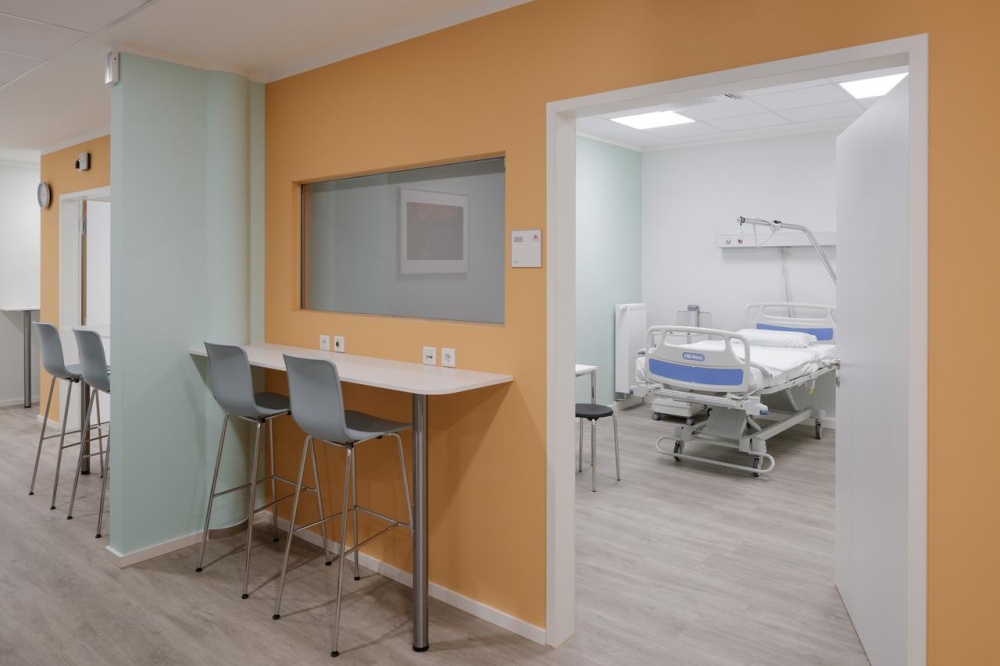 Фарба інтер'єрна акрилова Caparol CapaGreen Indeko-plus E.L.F. plus База 1 глибокий мат 2,5л 3,75кг