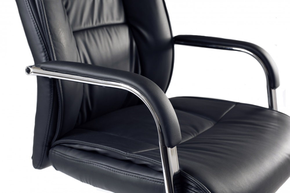 Кресло офисное Tehforward Хьюстон черный