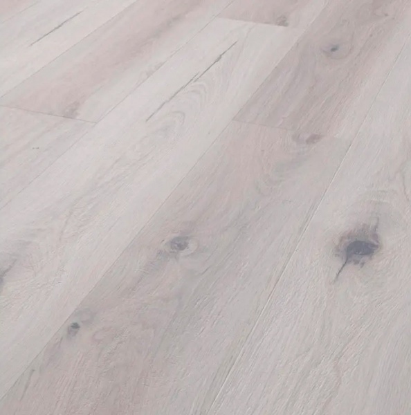 Ламинат Kronospan Promo V4 К271 дуб госсамер 32/АС4 1285х192х8 мм 