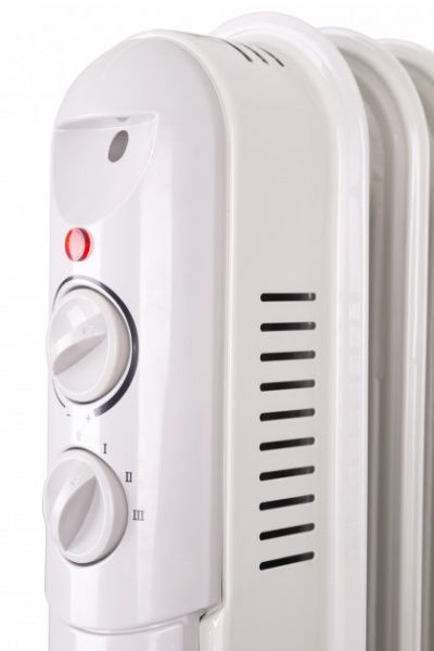 Масляный обогреватель Ergo HO 212009