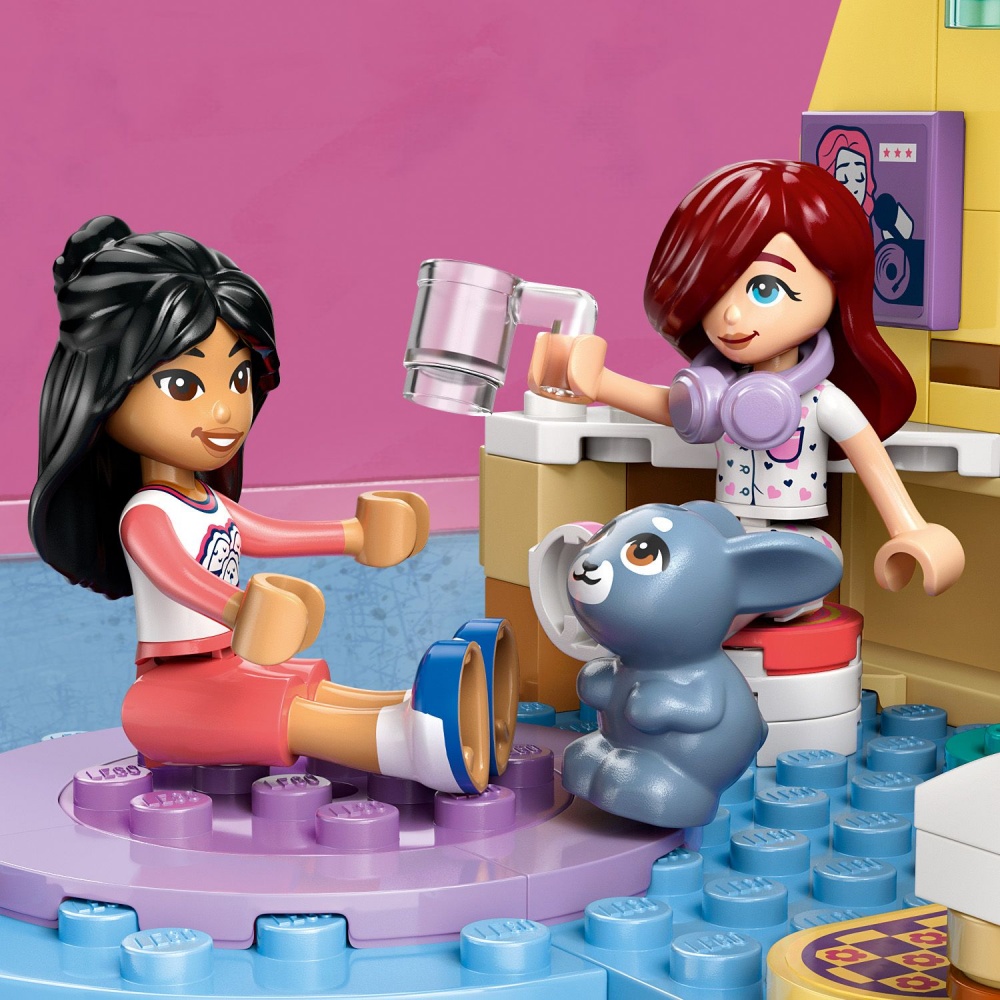 Конструктор LEGO Friends Комната Пейсли 42647