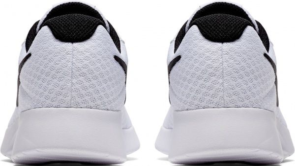 Кроссовки Nike WMNS NIKE TANJUN 812655-100 р.US 9 белый