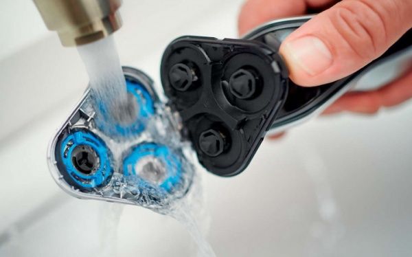 Електробритва Philips AquaTouch S5050/64 