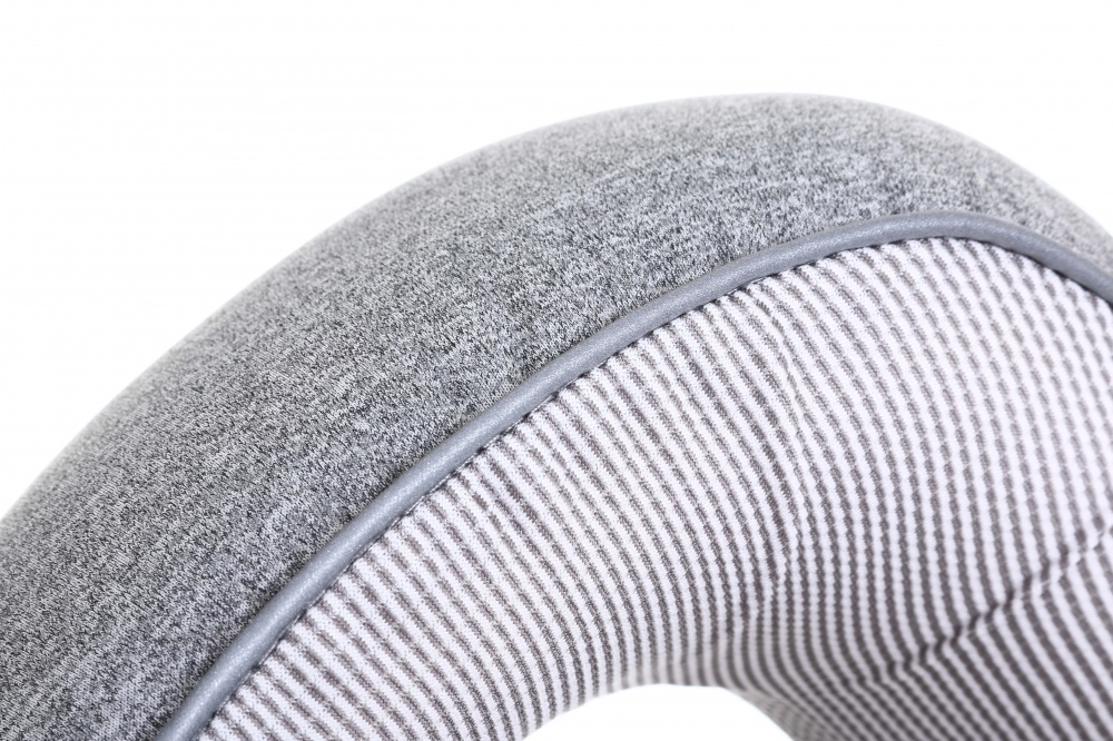 Подушка для подорожей Grace Luna 24x25 см світло-сірий