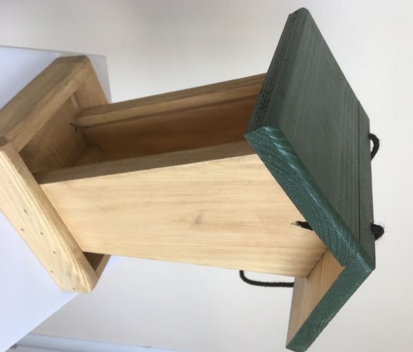 Кормушка деревянная для птиц AEW-002 Киев