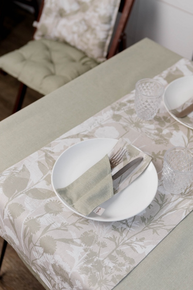 Скатерть Herbs Green 133x220 см La Nuit