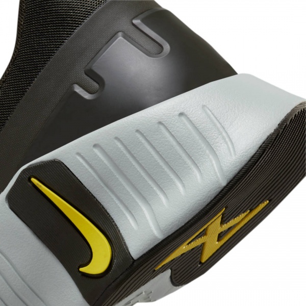 Кроссовки Nike NIKE FREE METCON 5 DV3949-300 р.44 хаки